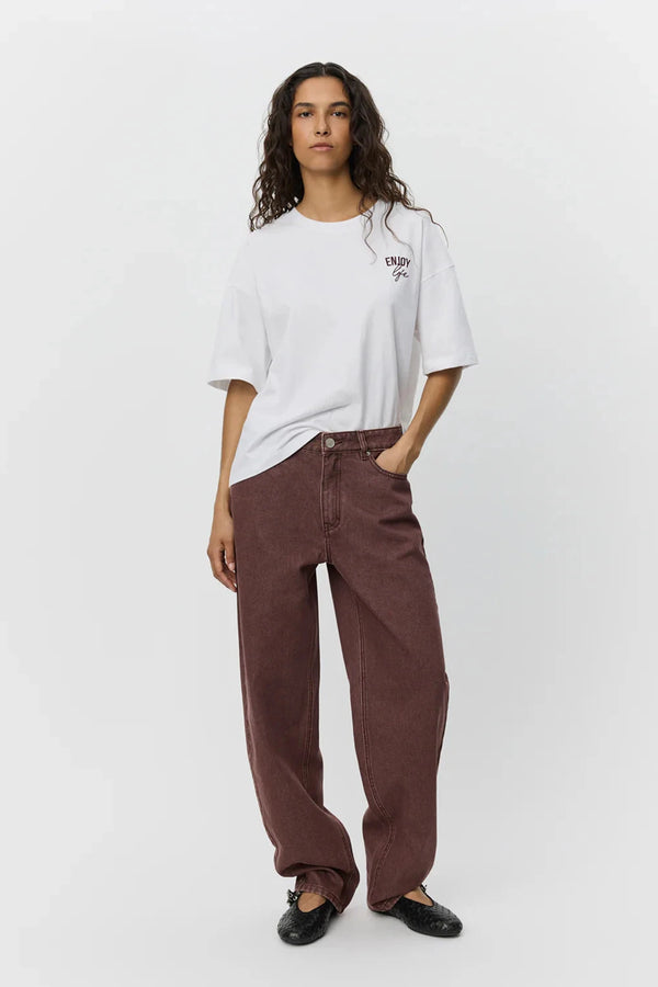Tokyo Jeans in Burgundy
