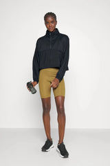 Hummingbird Windbreaker in Black