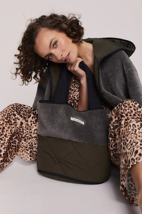 Harlow Quilted Bucket Tote Bag