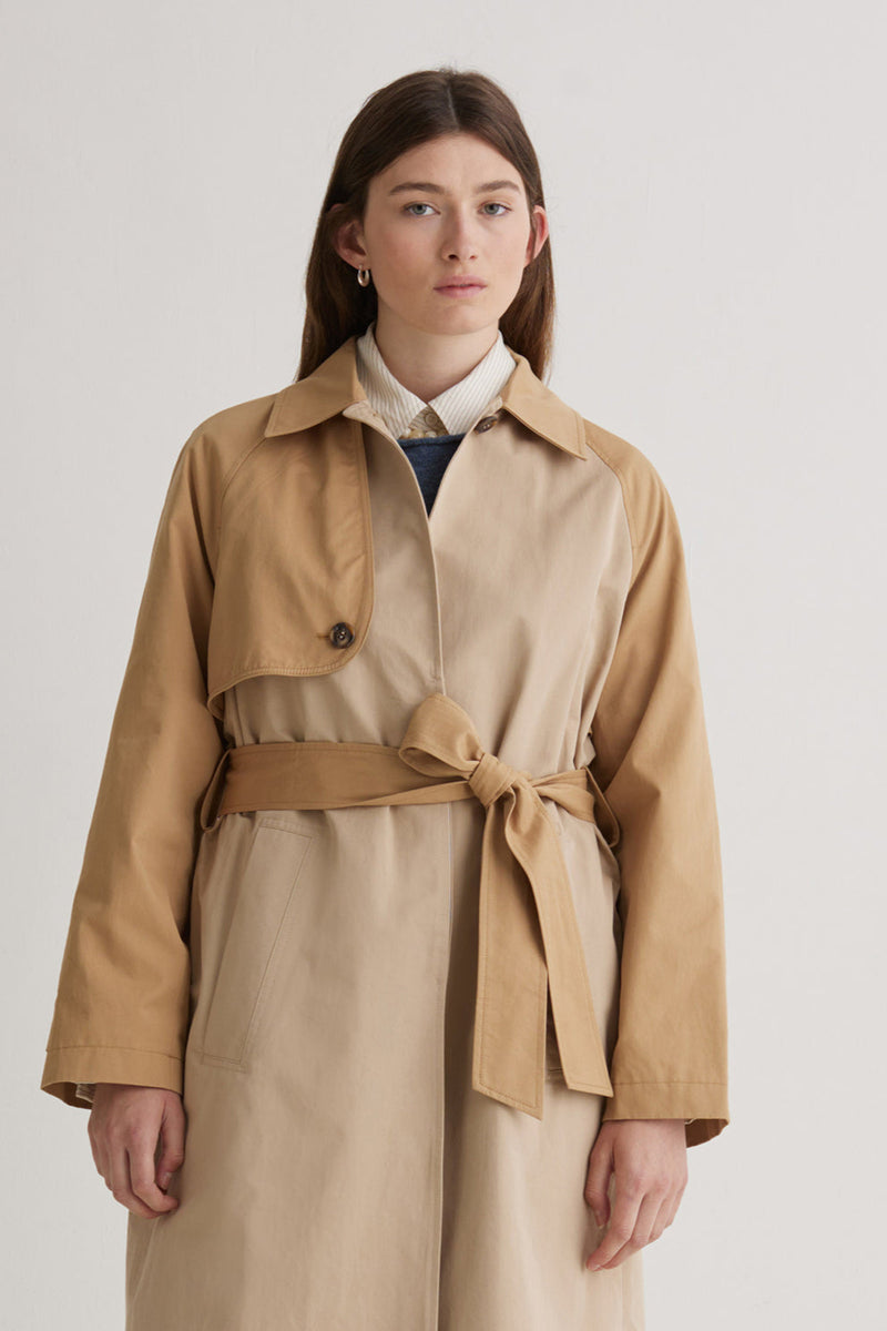 Louise Trench Coat in Sand