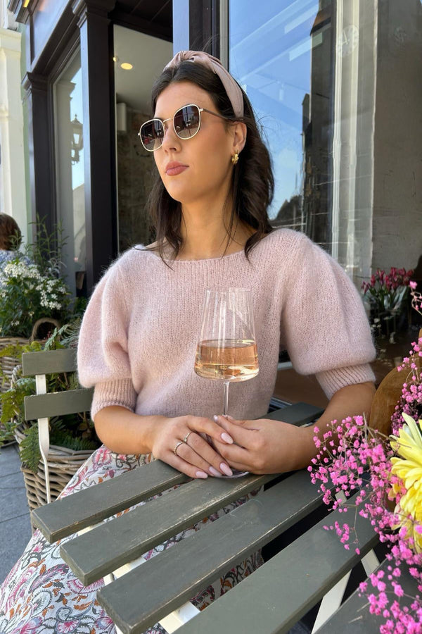 Rosé the Night Away