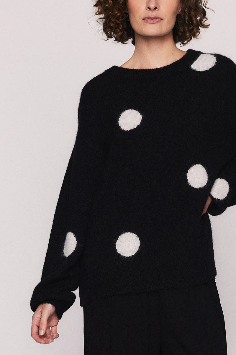 Marie Crew Neck Sweater in Black and White