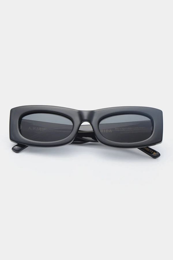 Frida Sunglasses in Black
