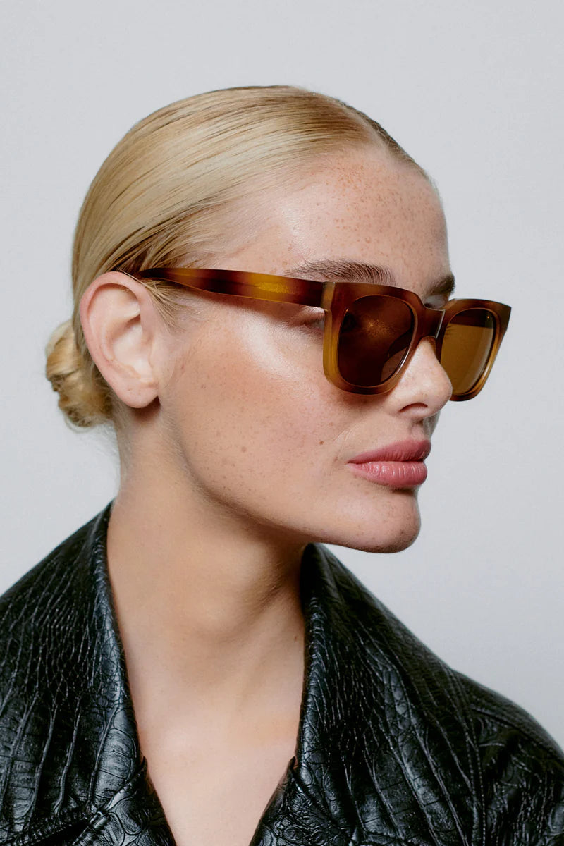 Nancy Sunglasses in Demi Brown