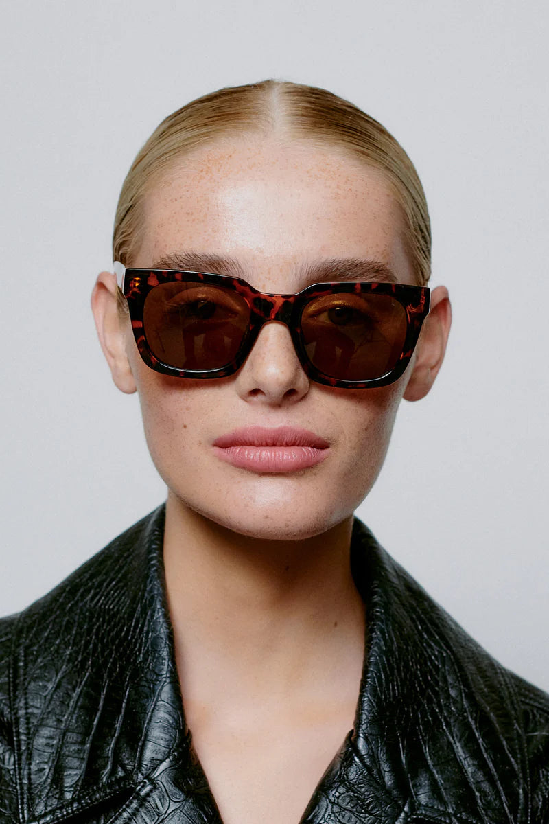 Nancy Sunglasses in Tortoise