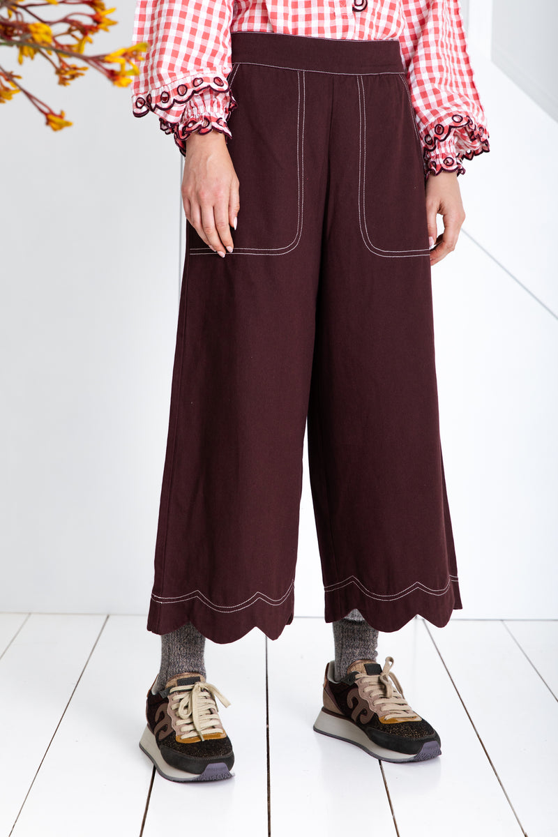 Aide Trousers in Chocolate