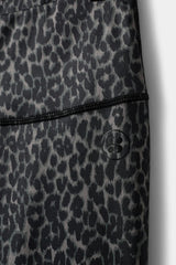 Leggings in Grey Leopard Print