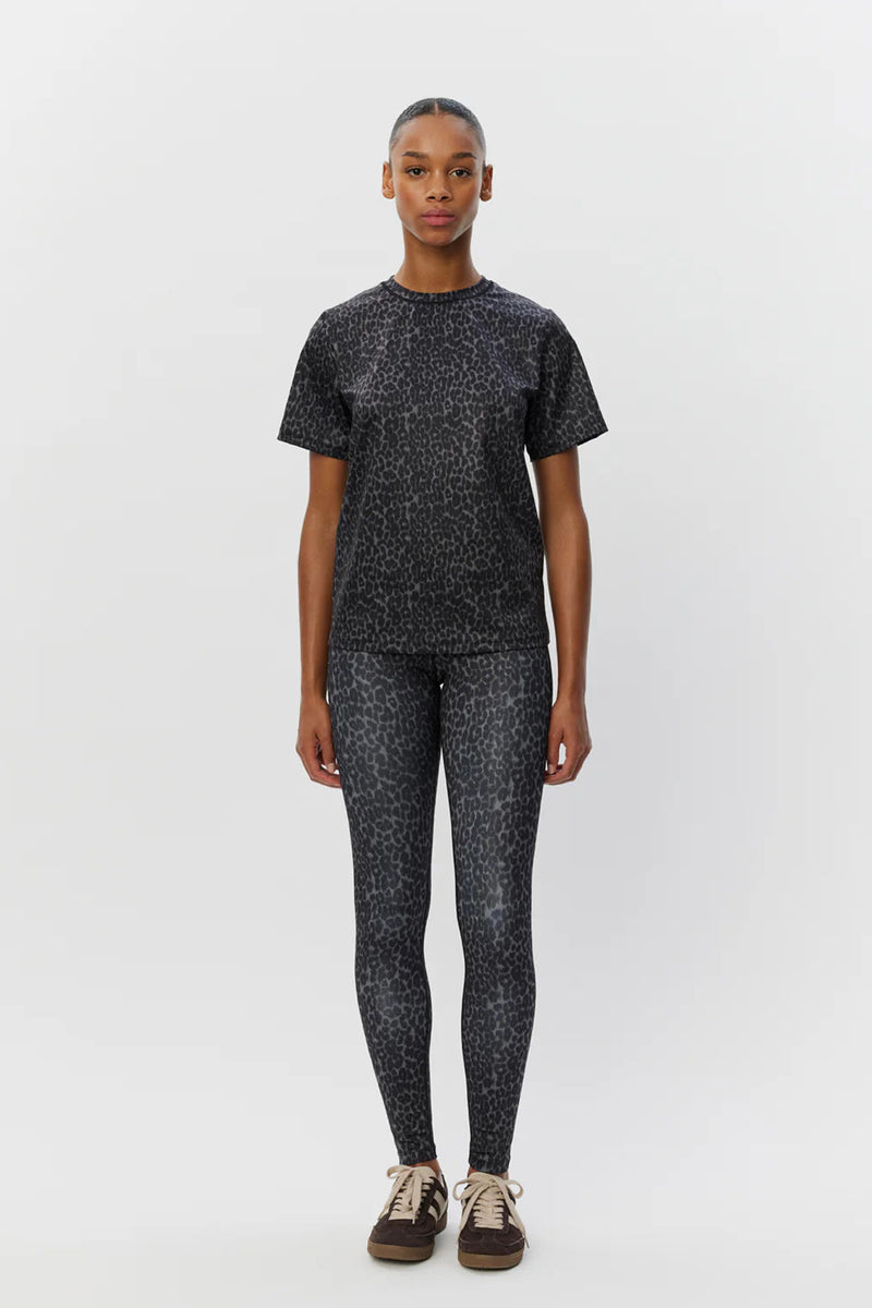 Leggings in Grey Leopard Print