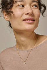 Amore Necklace in Daisy