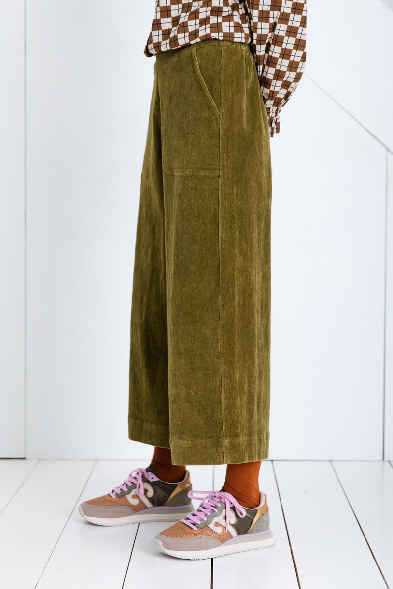 Bijou Trousers in Olive