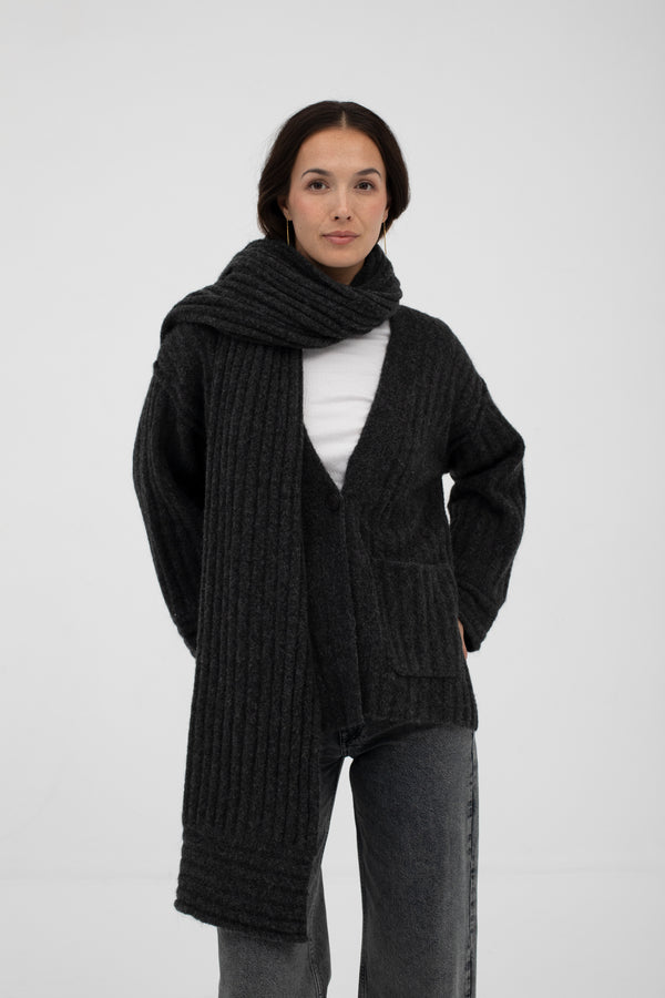 Bukon Scarf in Grey