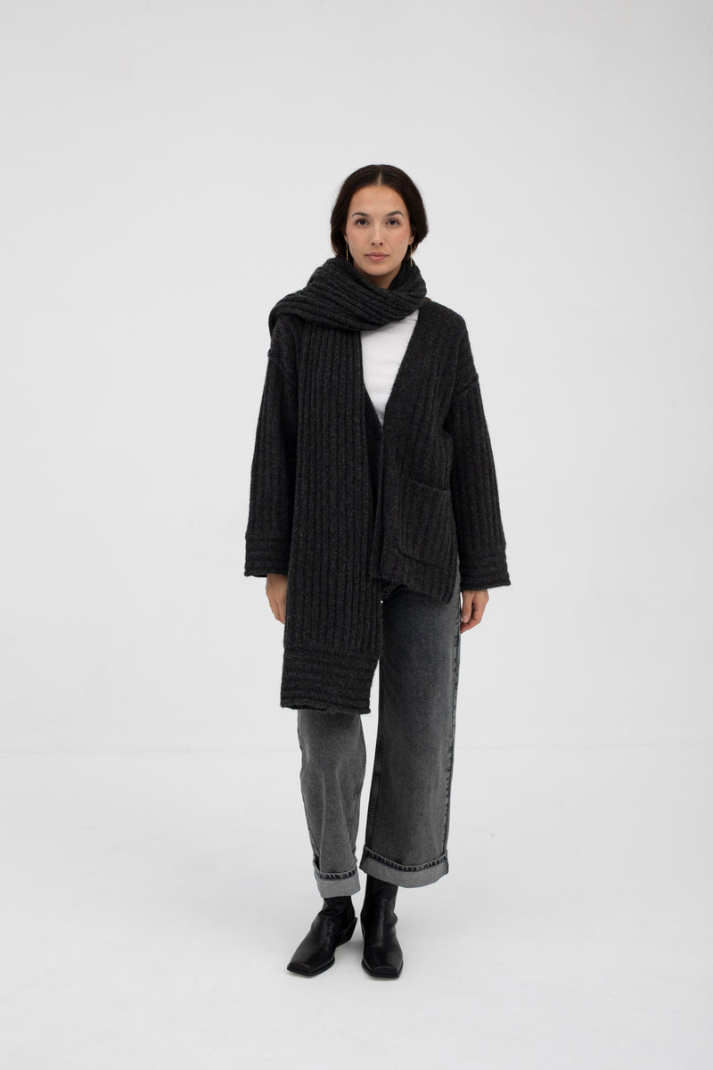 Bukon Scarf in Grey