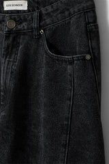 Barrel Shaped Jeans in Washed Black