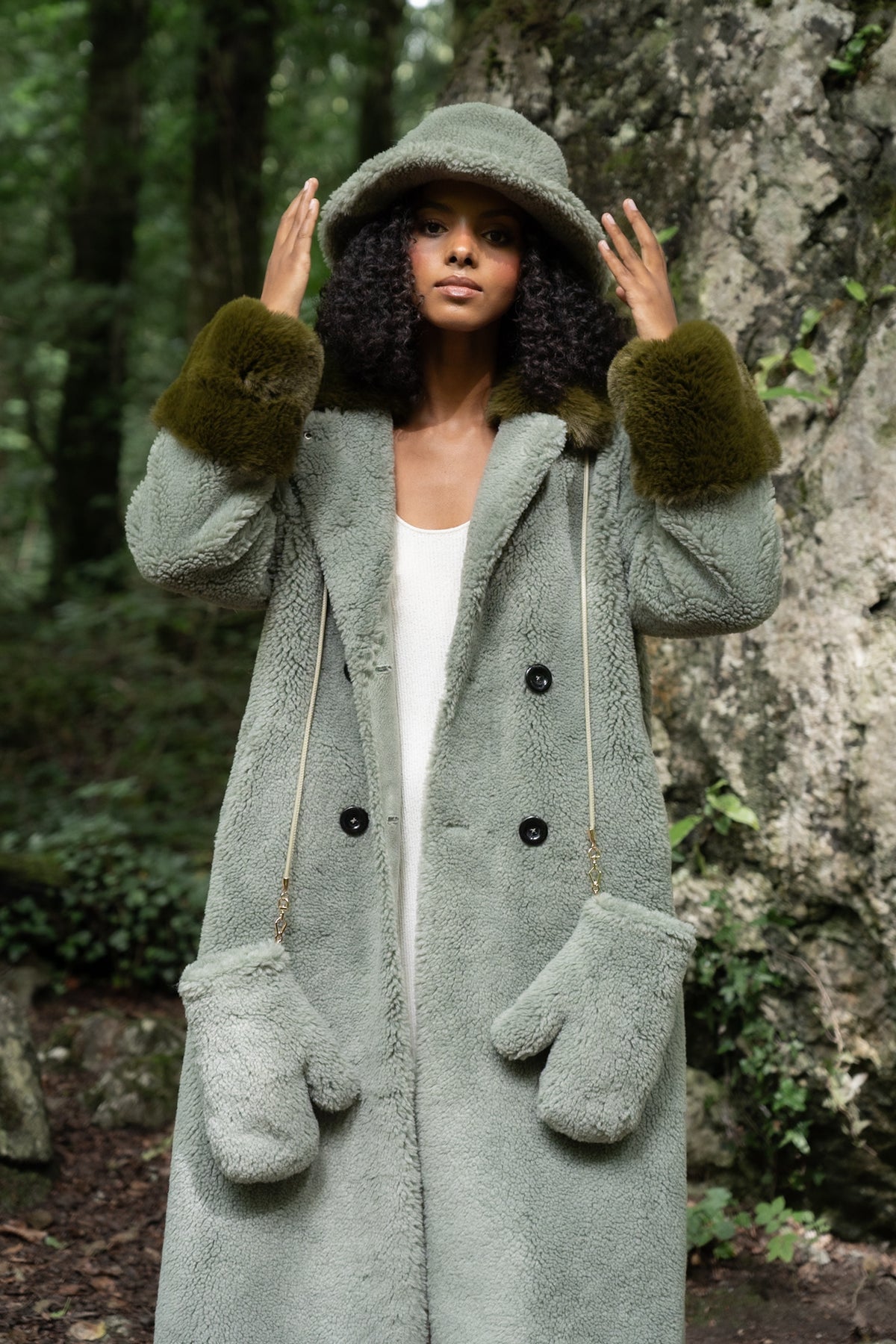 Faux Fur Teddy Coat in Green beo