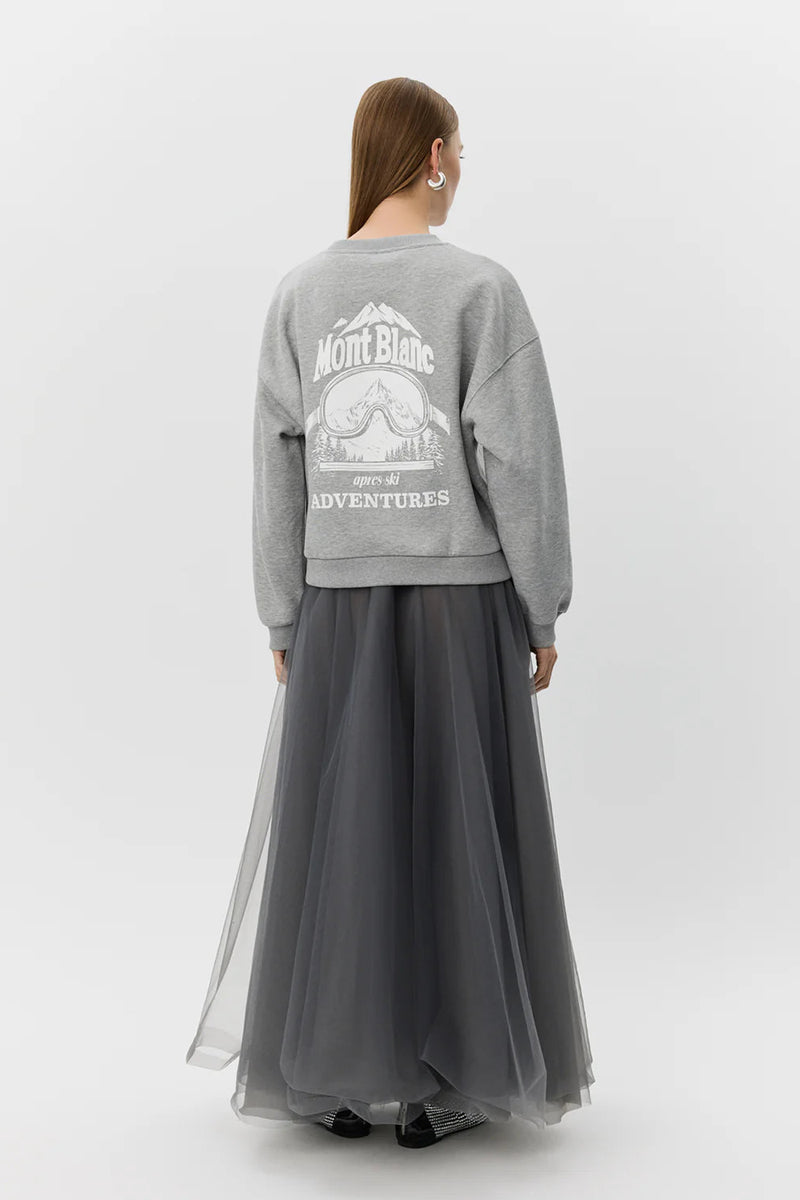 Aprés Ski Club Sweatshirt in Grey