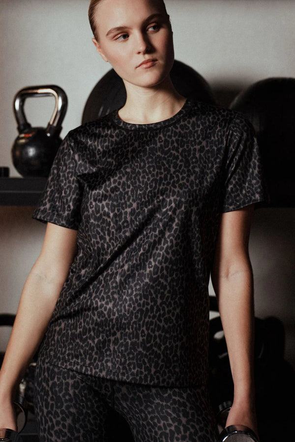 Sports T-Shirt in Grey Leopard Print
