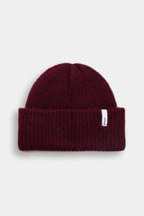 Fluffy Beanie in Burgundy