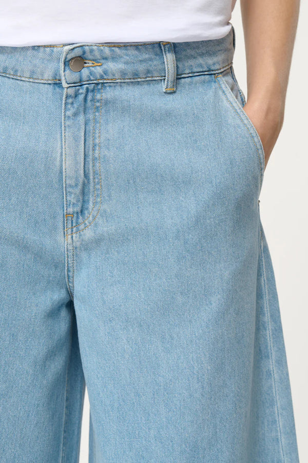 Jake Jeans in Light Denim