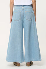 Jake Jeans in Light Denim