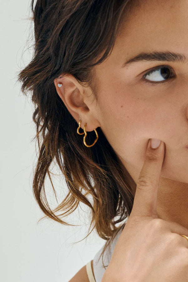 Large Hammered Heart Hoops in Gold