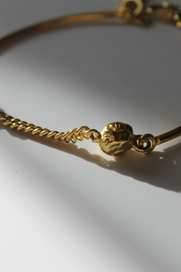 Carraig Bracelet in Gold