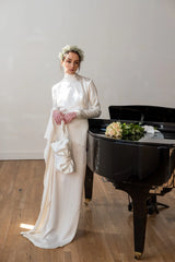 Bow Clutch in Porcelain Satin