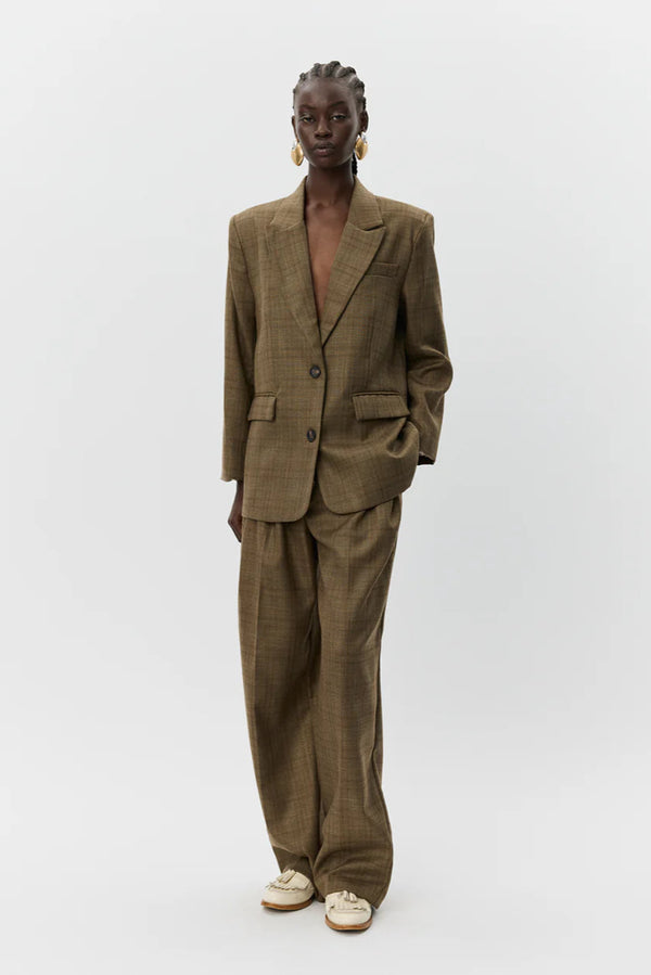 Check Blazer in Brown