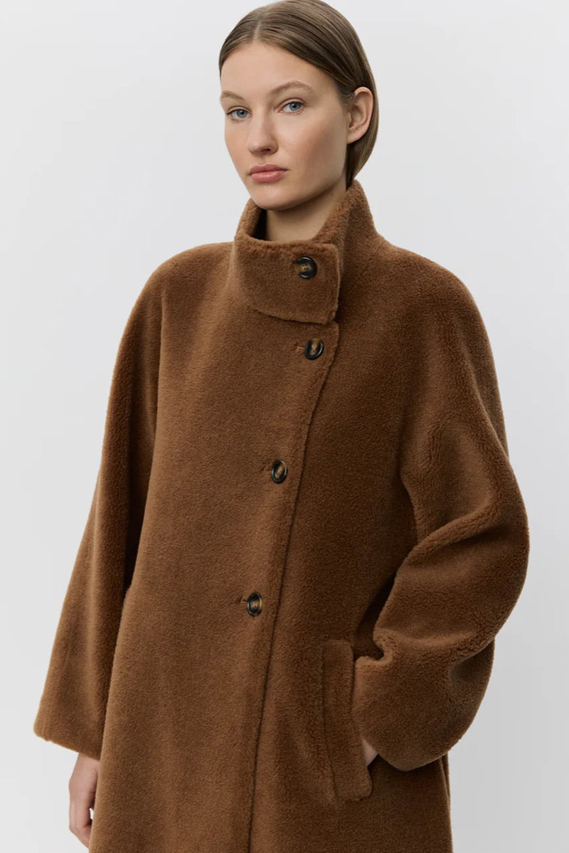 Margit Coat in Brown