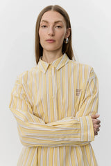 Oversized Shirt in Light Yellow
