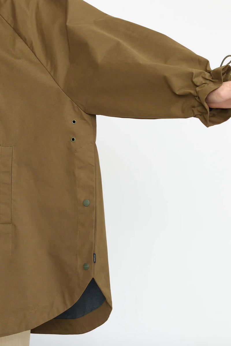 Poncho in Army Green