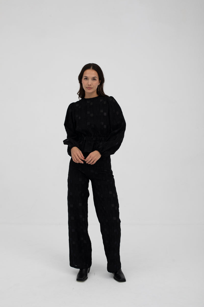 Queens Trousers in Black