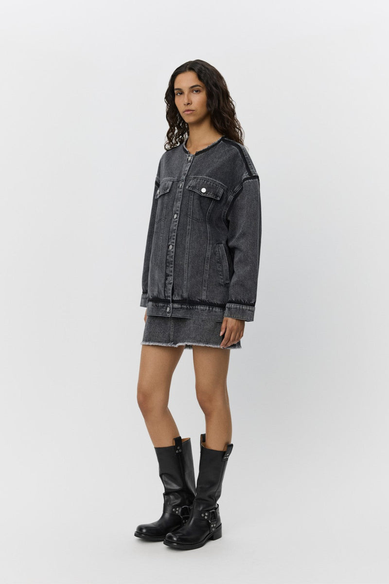 Denim Skirt in Washed Black