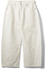 Barrel Shaped Jeans in Off White