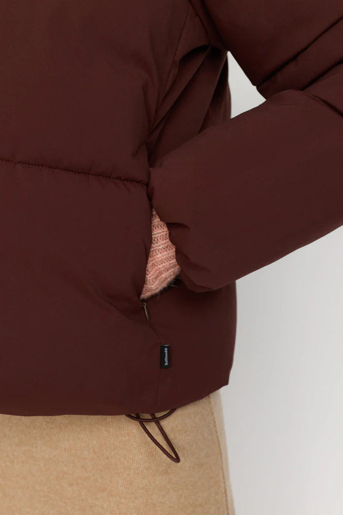Short Puffer in Burgundy