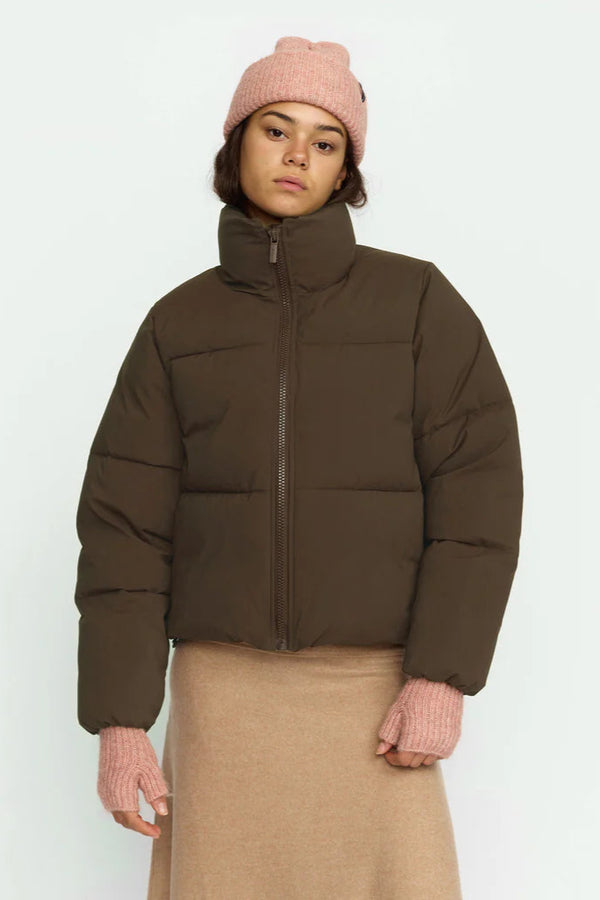 Short Puffer in Darkbrown