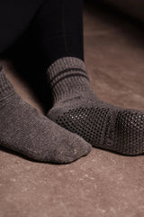 Pilates Grip Socks in Dark Grey