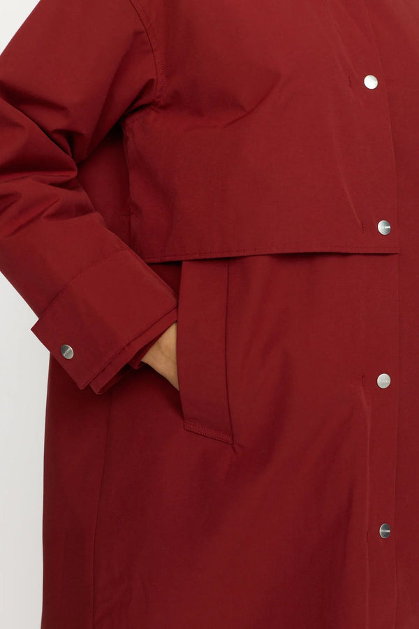 Long Trenchcoat in Red