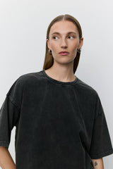 Vera Boxy T-Shirt in Washed Black