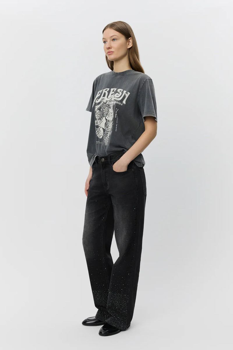 'Fresh' Slogan Tee in Washed Black