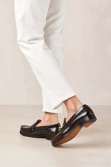 Rivet Leather Loafers in Black