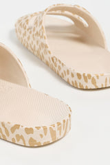 Leonie Stone Sliders