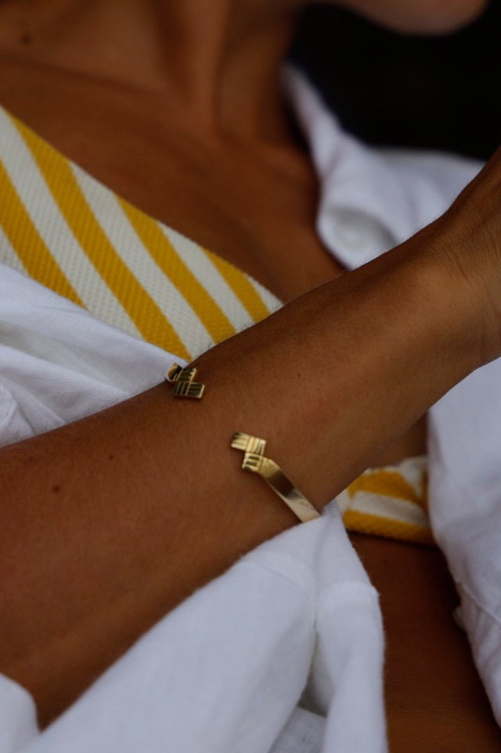 Crown Cuff in Gold