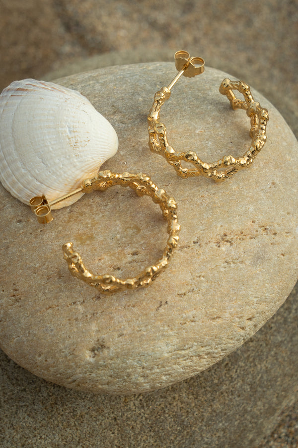 Coastal Knot Hoops in Gold