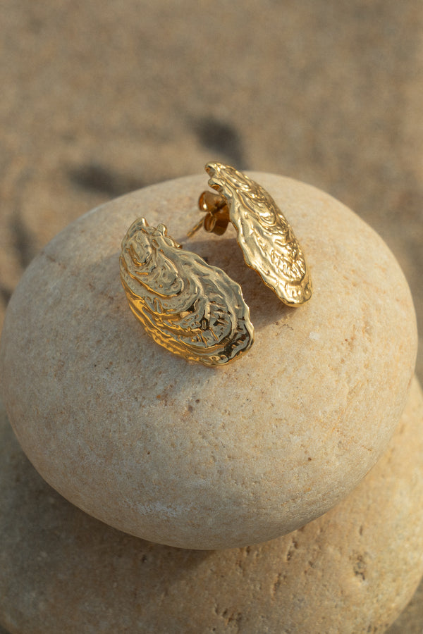Flaggy Shore Earrings in Gold