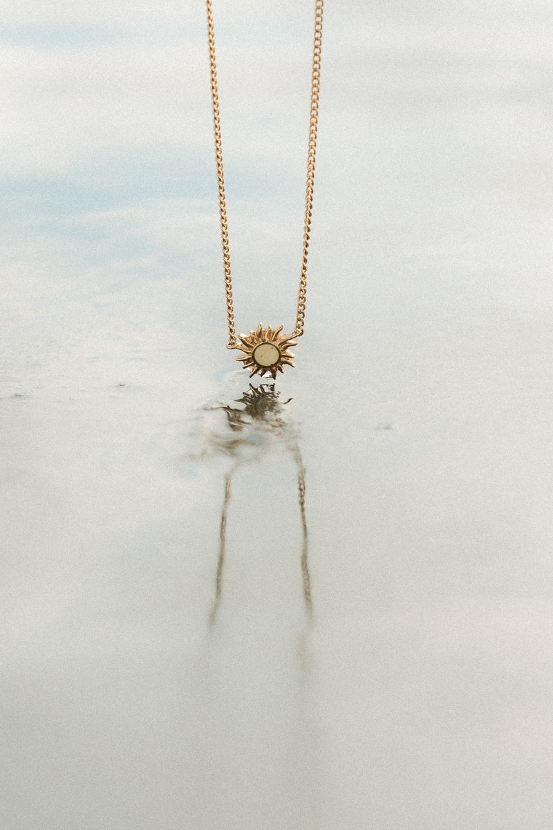 Sunshine Necklace in Golden Haze