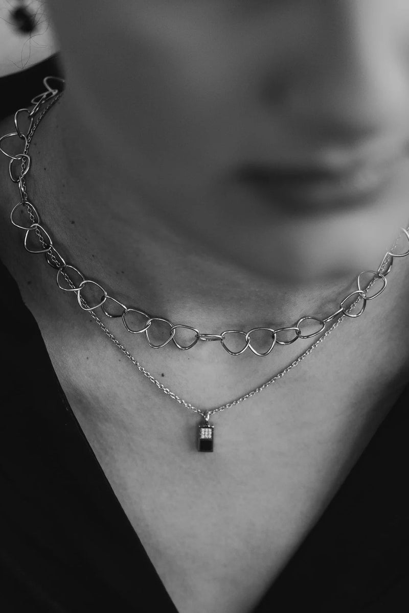 Triangle Link Chain in Gold