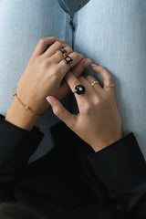 Celt Ring Black in Gold