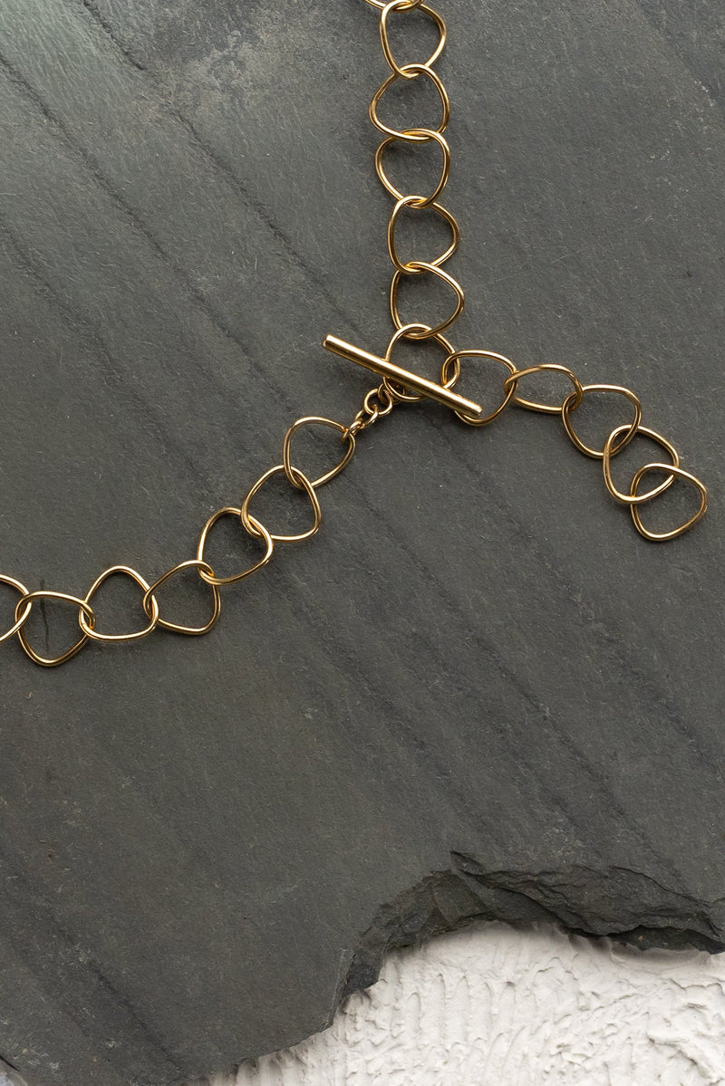 Triangle Link Chain in Gold