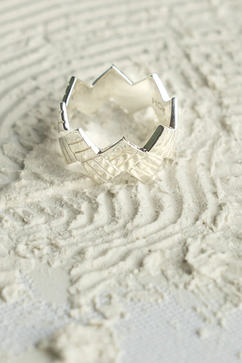Crown Ring in Silver
