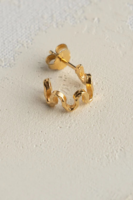 Twirl Hoop Earring Gold